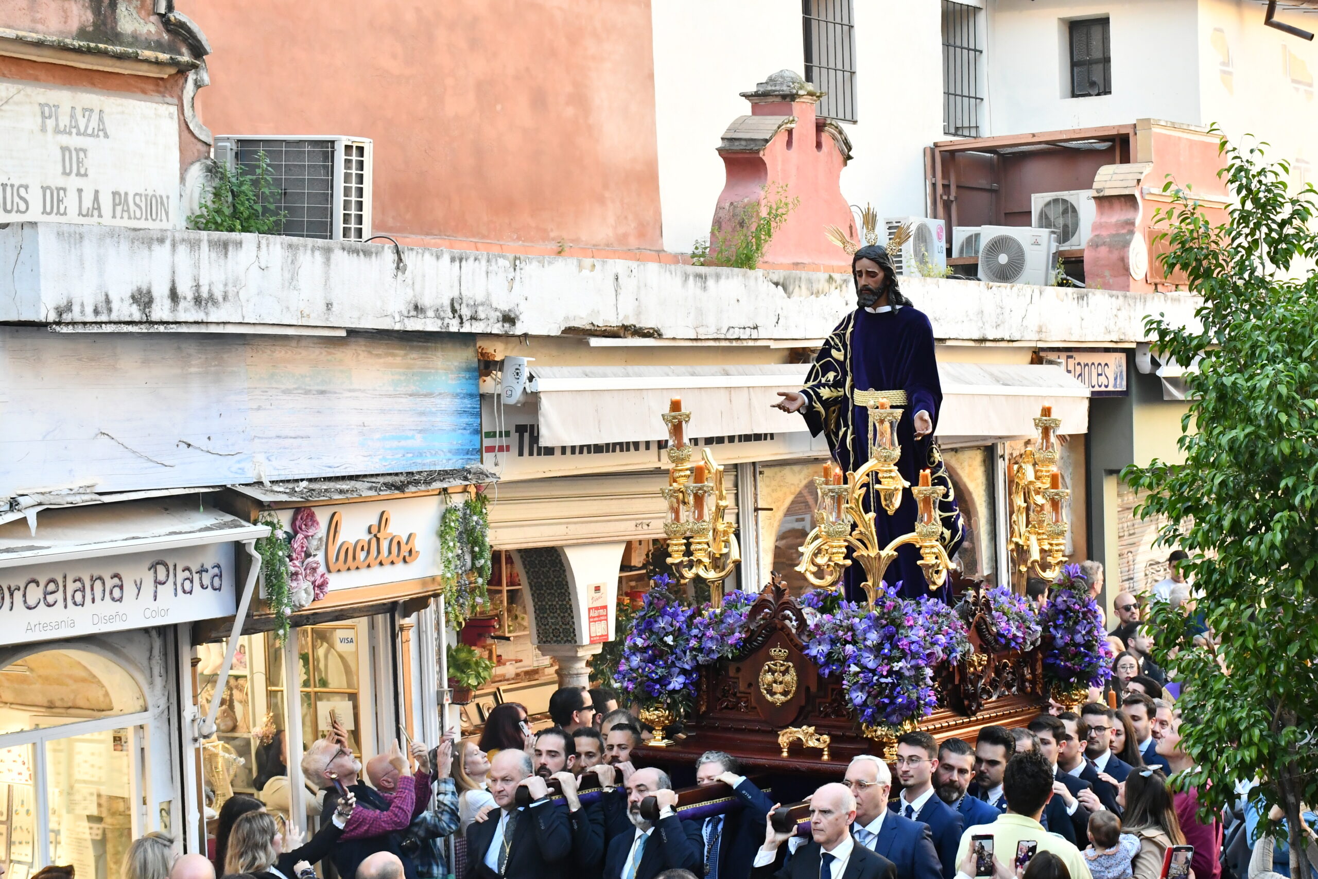 Via Crucis Del Papa 2024 GALERÍA DE IMÁGENES DEL VÍA CRUCIS 2024 – Consejo General de