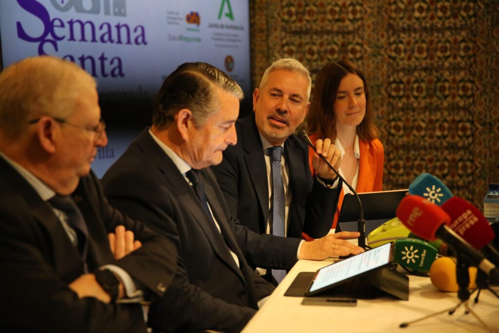 EL CONSEJO DE HERMANDADES REFUERZA LA FORMACIÓN Y LA SEGURIDAD SANITARIA EN LA SEMANA SANTA DE SEVILLA