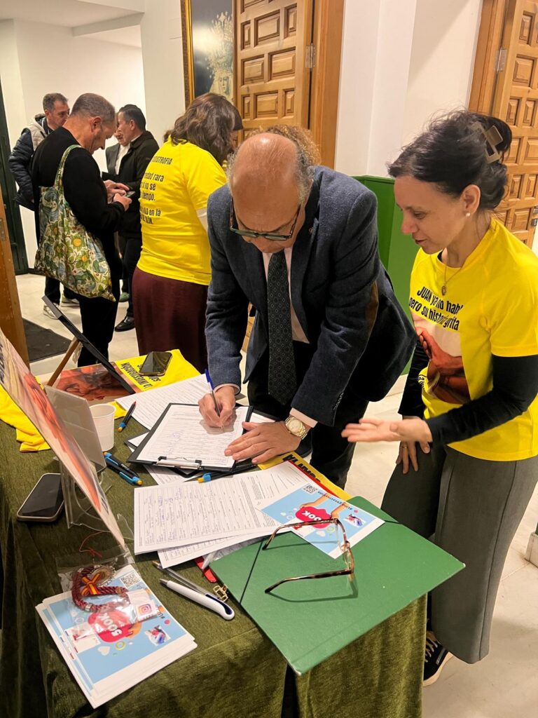 LAS HERMANDADES DE SEVILLA SE UNEN A “LA SONRISA DE JUAN” PARA IMPULSAR EL CRIBADO NEONATAL EN TODA ESPAÑA